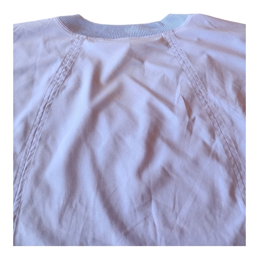 Athleta periwinkle Zephyr v-neck stretch short sleeve curved hem top S - Picture 6 of 13